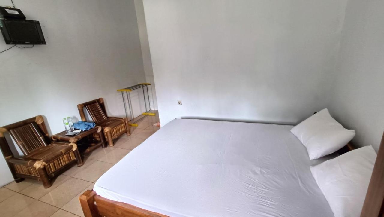Jogo Segoro Homestay Mitra Reddoorz Near Pantai Sundak Gunungkidul Ngandong Экстерьер фото